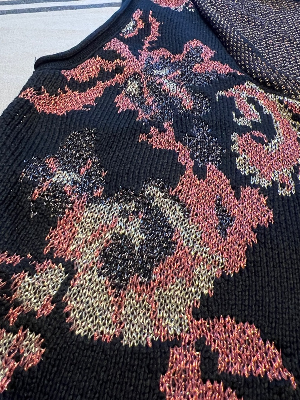 Zara Black Knit Button-Front Floral Vest with Pink and Cream Accents - Picture 5 of 9